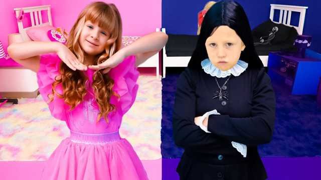 Playhouse - Pink Princess House VS Black Vampire House